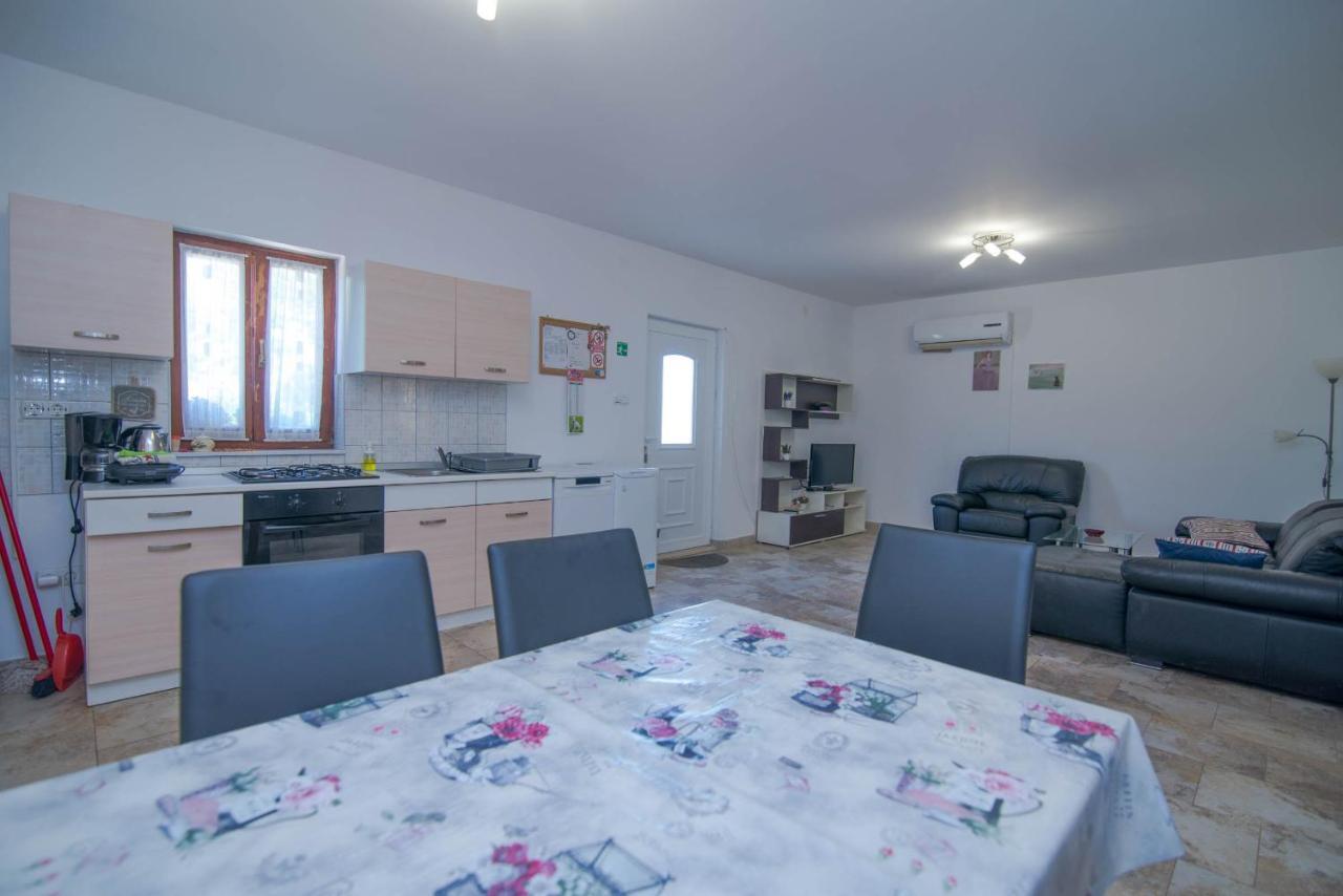 Appartement App Bonic à Veli Lošinj Extérieur photo